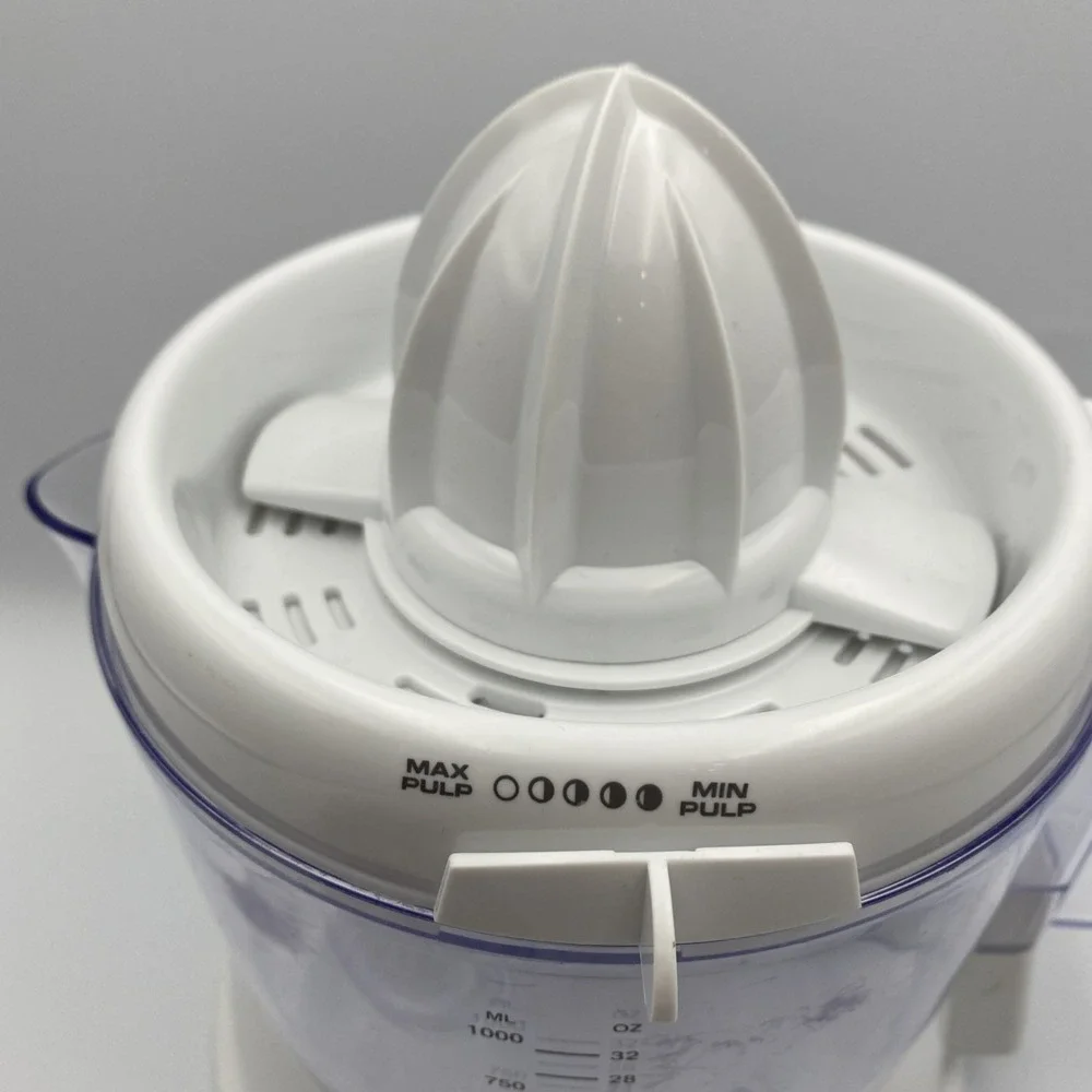 Black & Decker CJ630 White Citrus‎ Juicer with Adjustable Pulp Control Tested